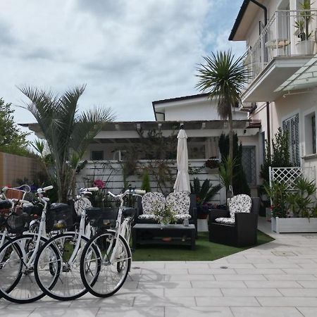Hotel La Brise Marina di Pietrasanta Zewnętrze zdjęcie