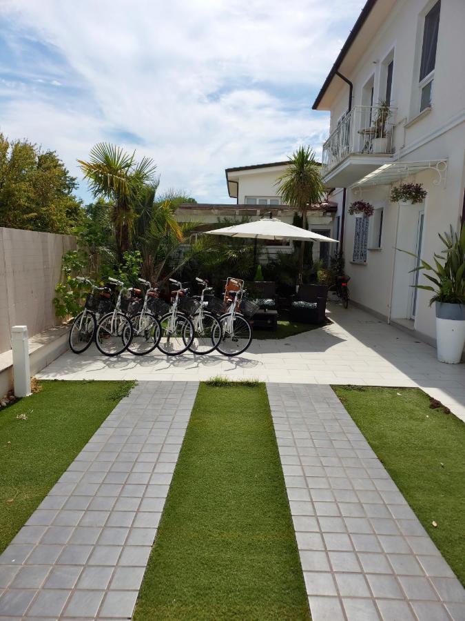 Hotel La Brise Marina di Pietrasanta Zewnętrze zdjęcie